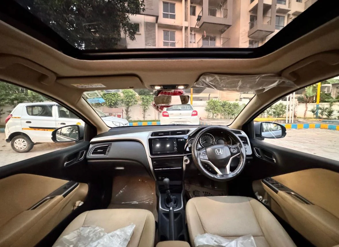 Honda City - Thumbnail 8